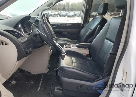 2014 Chrysler Town & Country Touring from USA, damaged, VIN 2C4RC1BG1ER449022